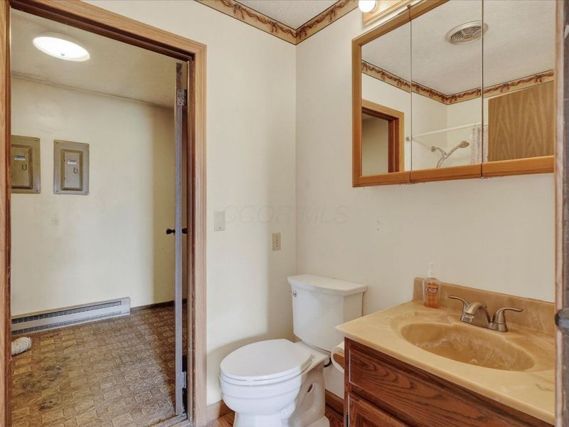 112 E School Street, New Holland, OH 43145 Photo 12