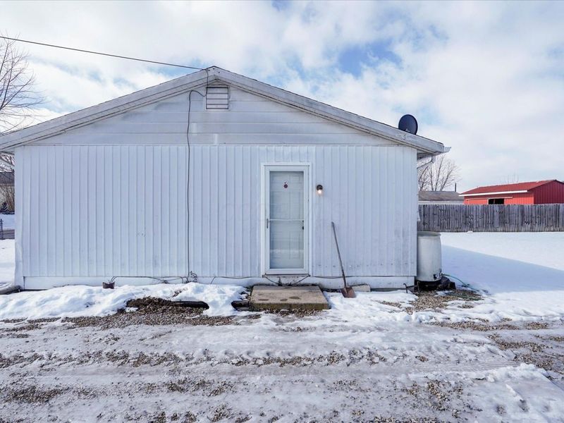 112 E School Street, New Holland, OH 43145 Photo 18