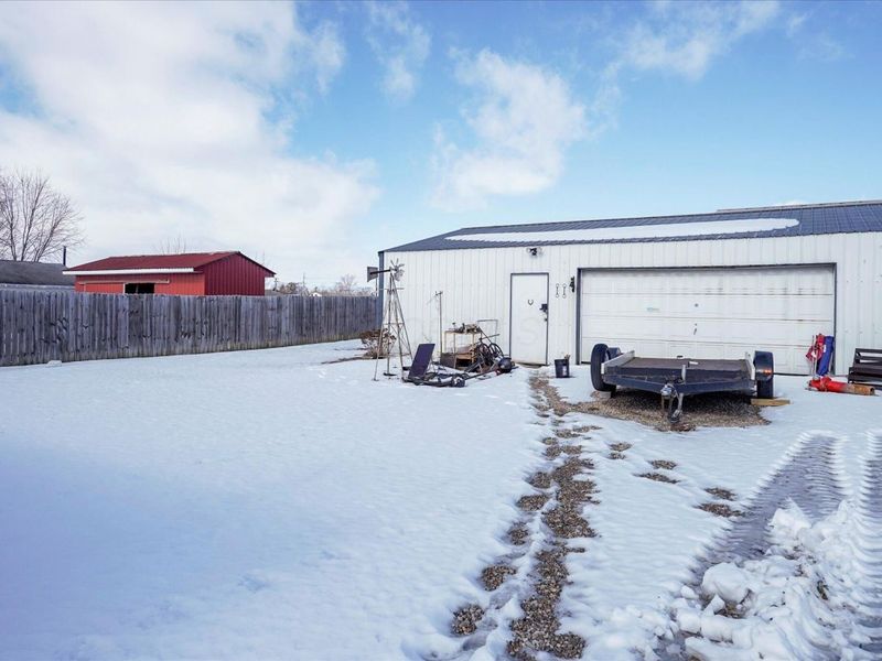 112 E School Street, New Holland, OH 43145 Photo 5