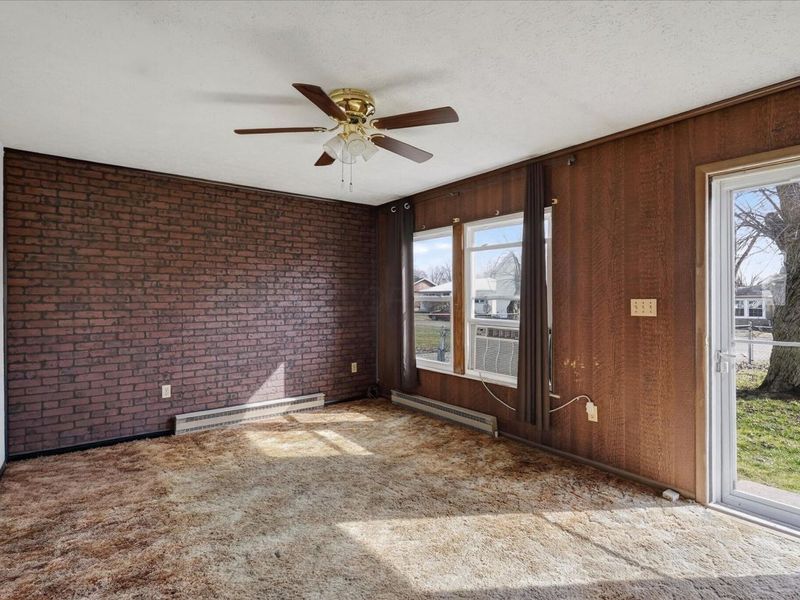 112 E School Street, New Holland, OH 43145 Photo 6