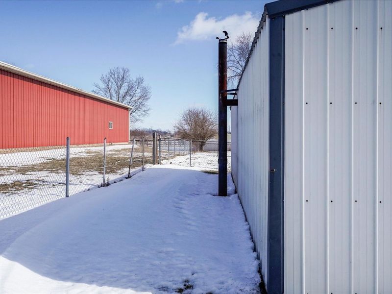 112 E School Street, New Holland, OH 43145 Photo 8