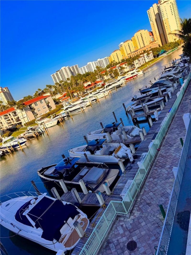 3029 NE 188th St, Unit 609, Aventura, FL 33180 Photo