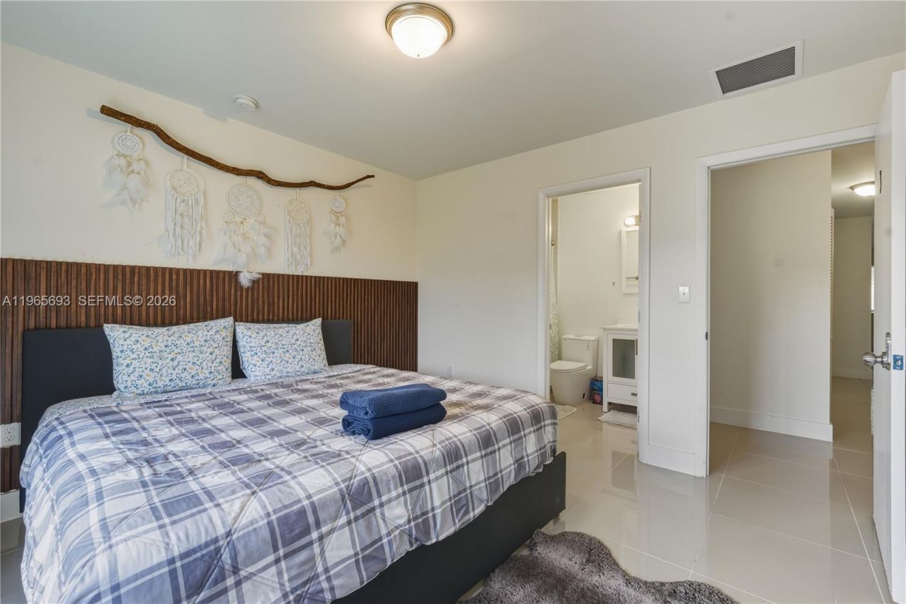 6723 NW 6th Ave, Miami, FL 33150 Photo