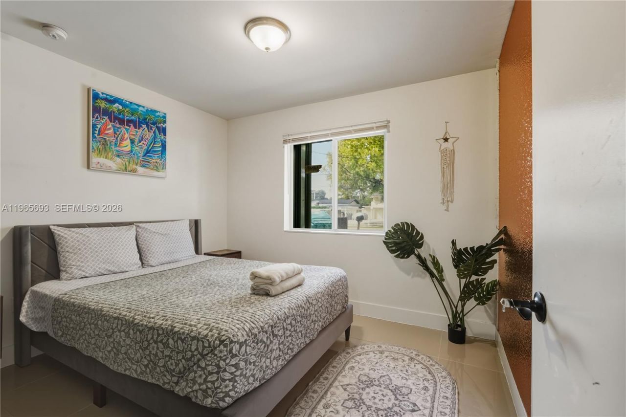 6723 NW 6th Ave, Miami, FL 33150 Photo