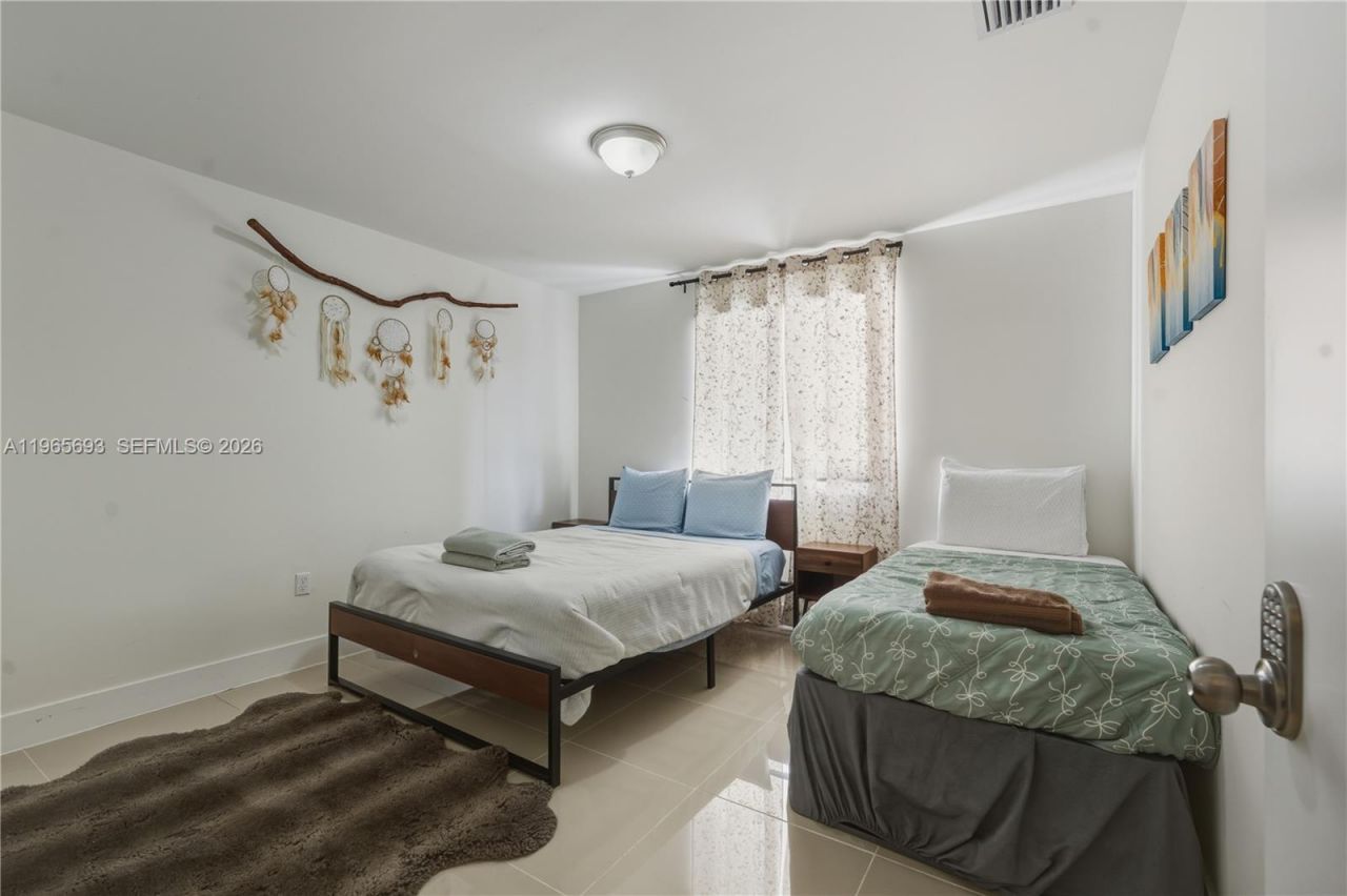 6723 NW 6th Ave, Miami, FL 33150 Photo