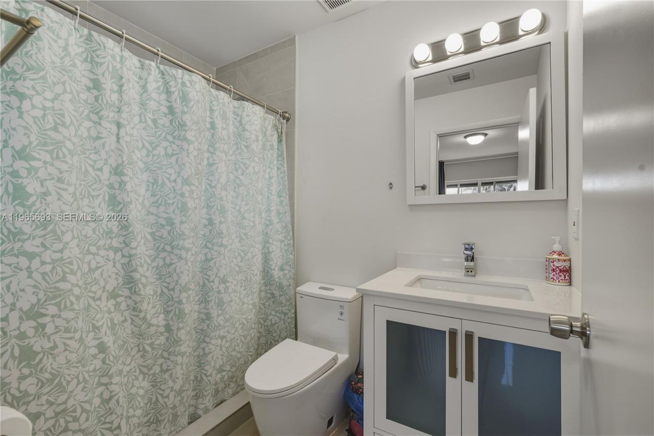 6723 NW 6th Ave, Miami, FL 33150 Photo