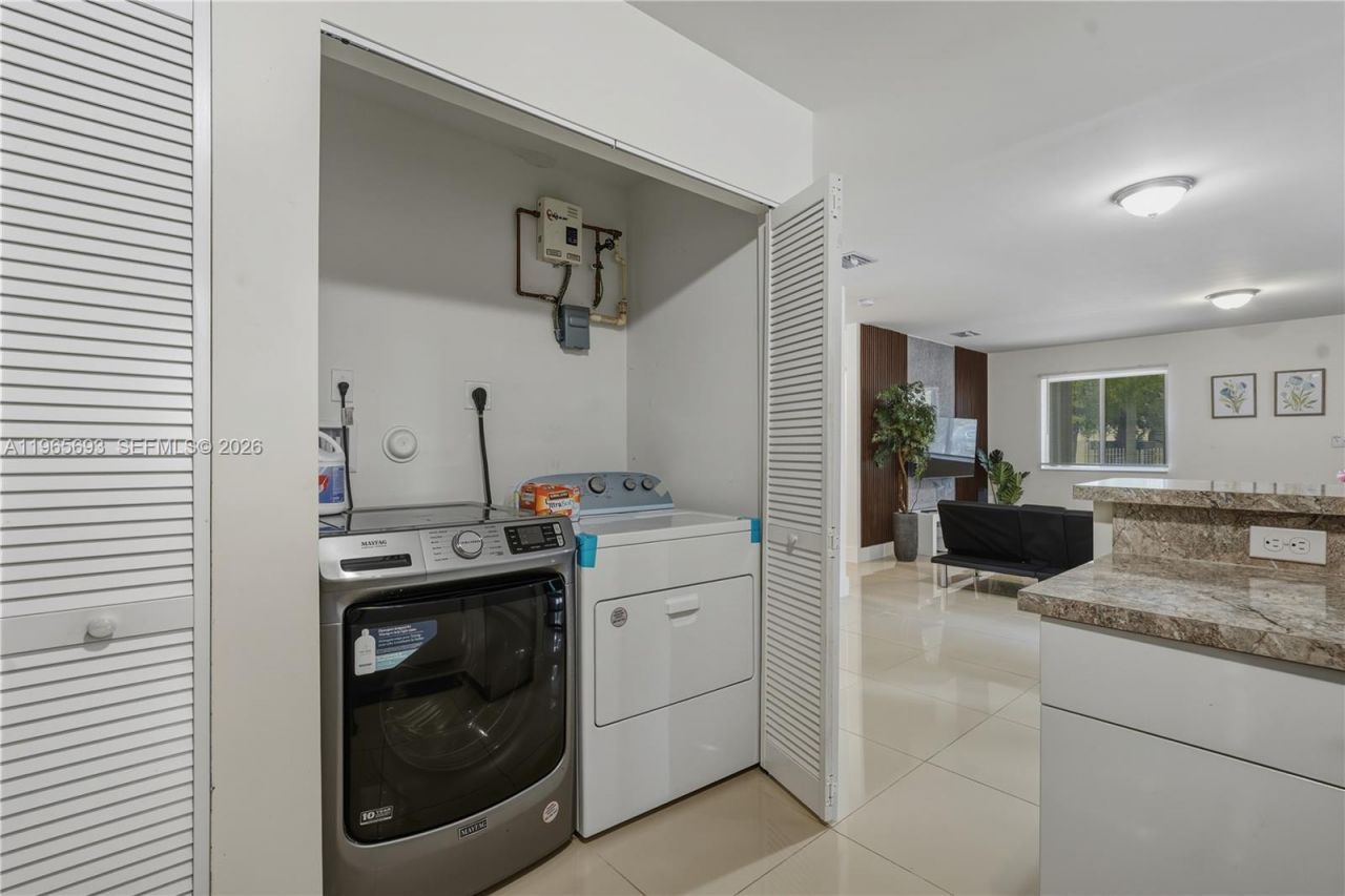 6723 NW 6th Ave, Miami, FL 33150 Photo