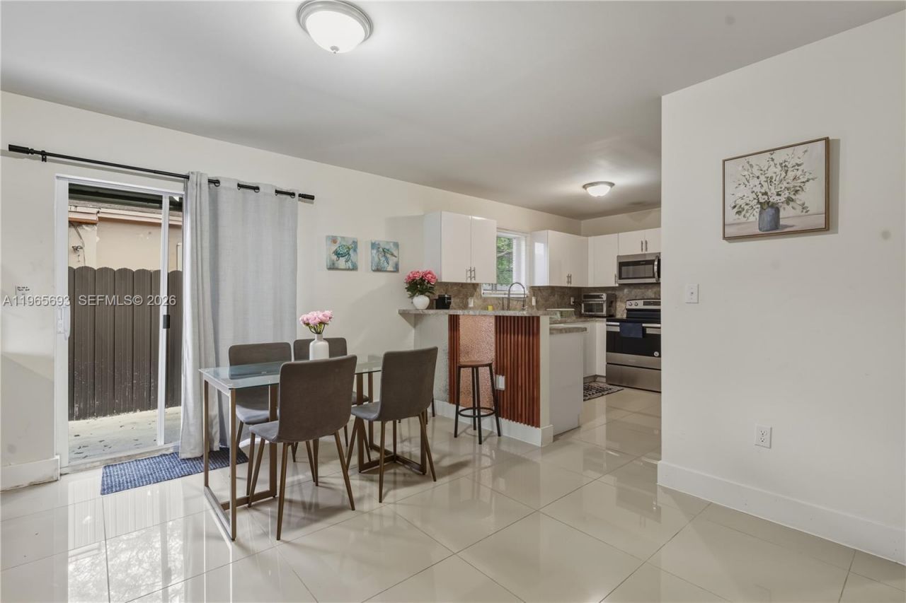 6723 NW 6th Ave, Miami, FL 33150 Photo