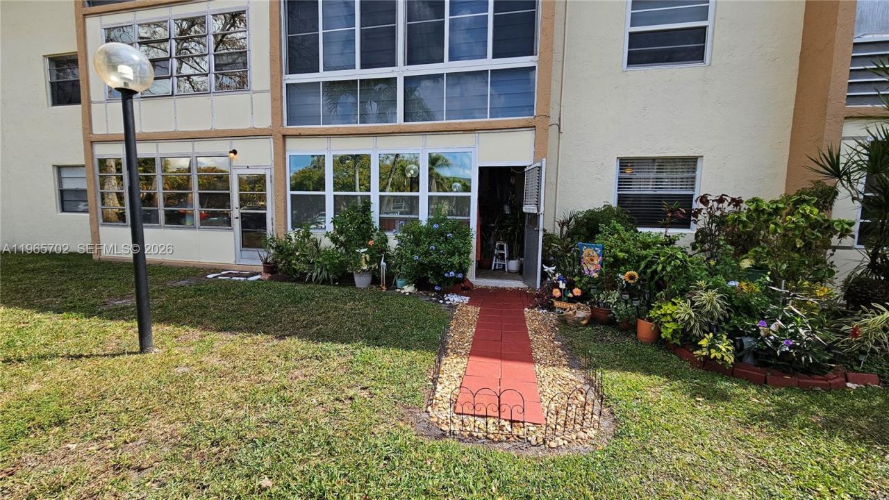 4980 E Sabal Palm Blvd, Unit 132, Tamarac, FL 33319 Photo