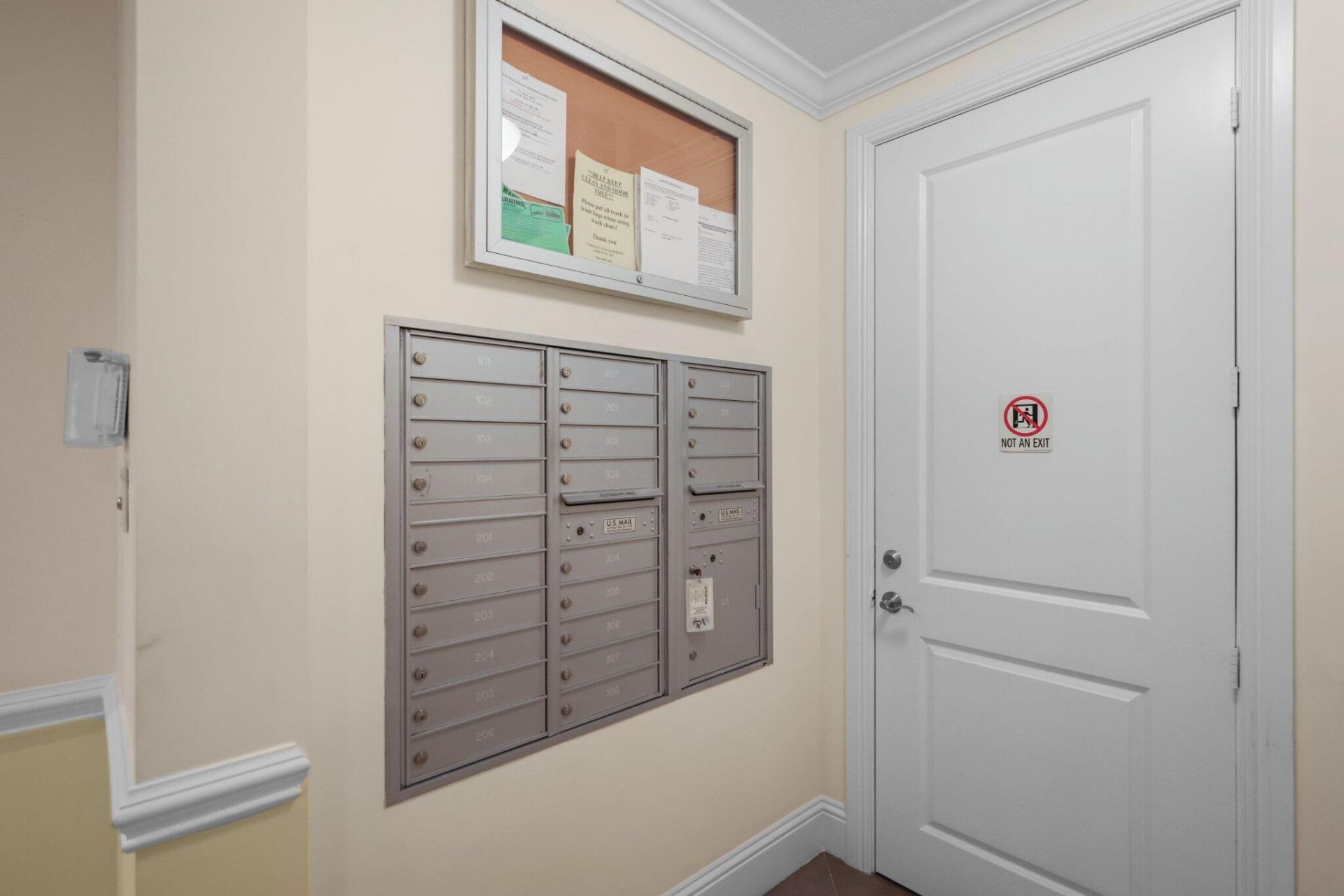 226 N Latitude Circle, Unit 203, Delray Beach, FL 33483 Photo