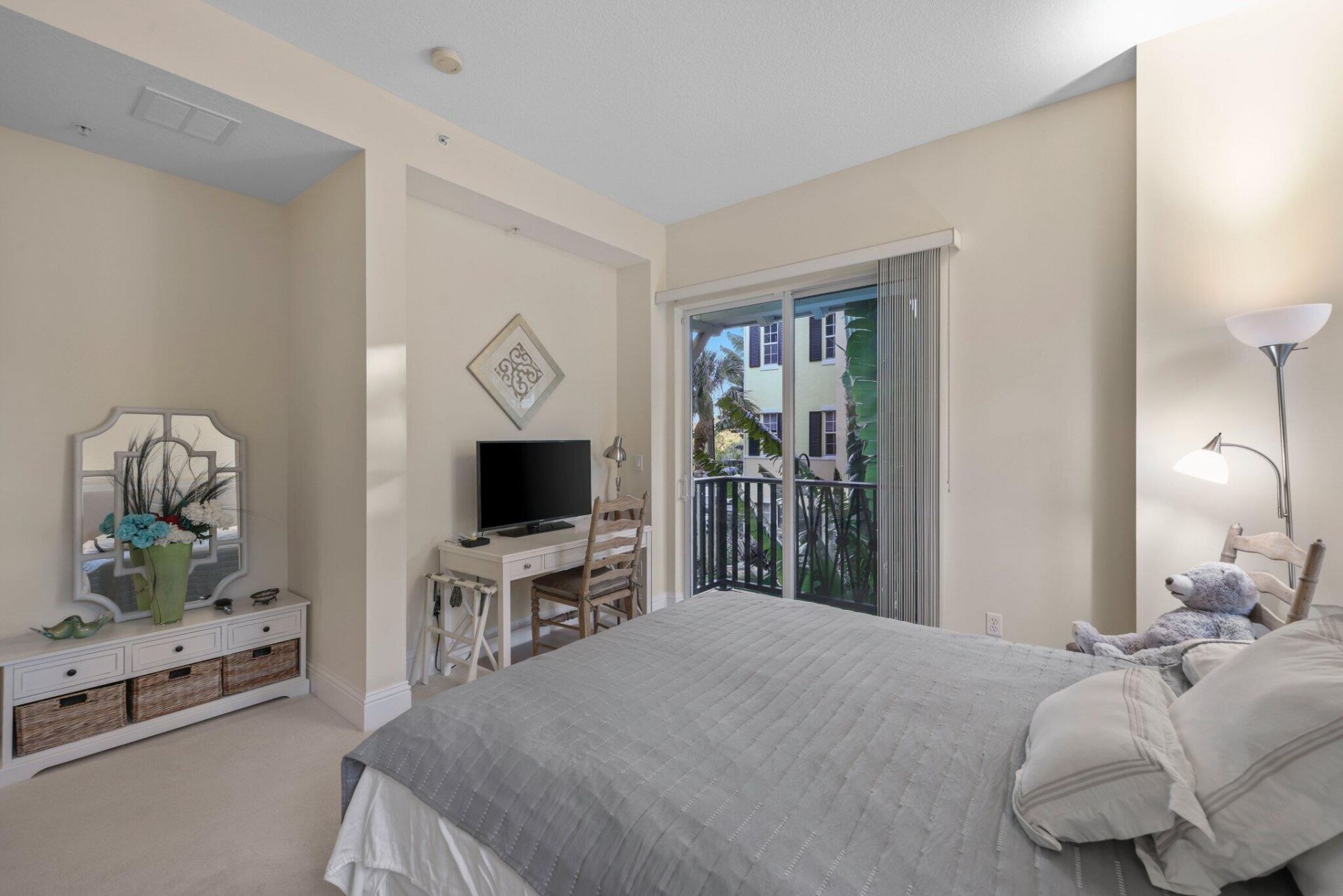 226 N Latitude Circle, Unit 203, Delray Beach, FL 33483 Photo