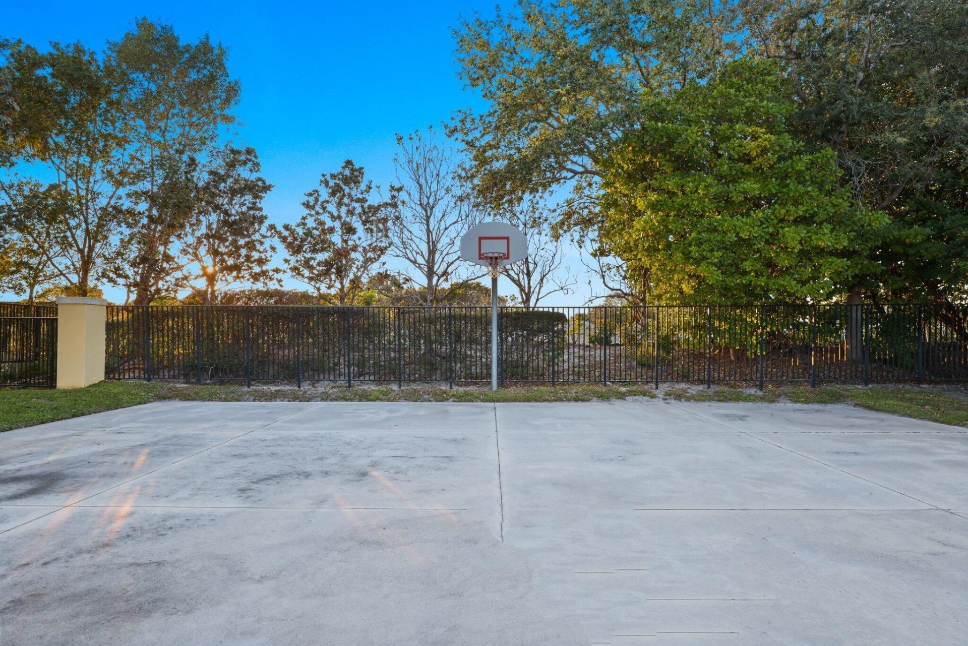 226 N Latitude Circle, Unit 203, Delray Beach, FL 33483 Photo