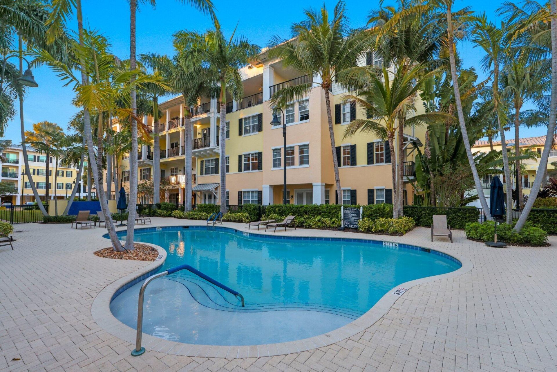 226 N Latitude Circle, Unit 203, Delray Beach, FL 33483 Photo