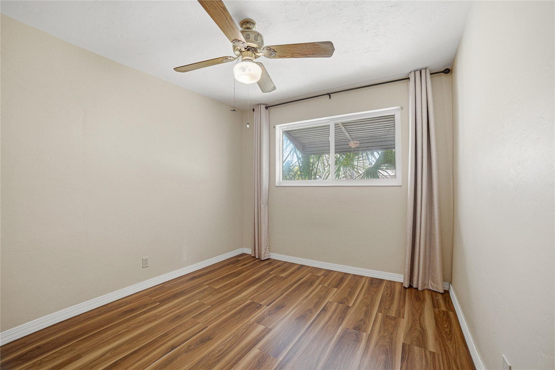 2241 SW 38th Avenue, Fort Lauderdale, FL 33312 Photo