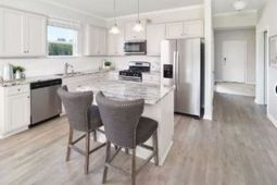 9409 Summer Pl. photo 4