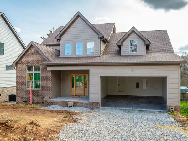 676 Courtney Lane, Chattanooga, TN 37415