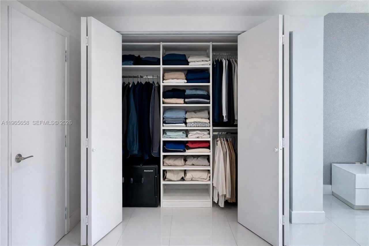 250 Sunny Isles Blvd, Unit TH-207, Sunny Isles Beach, FL 33160 Photo