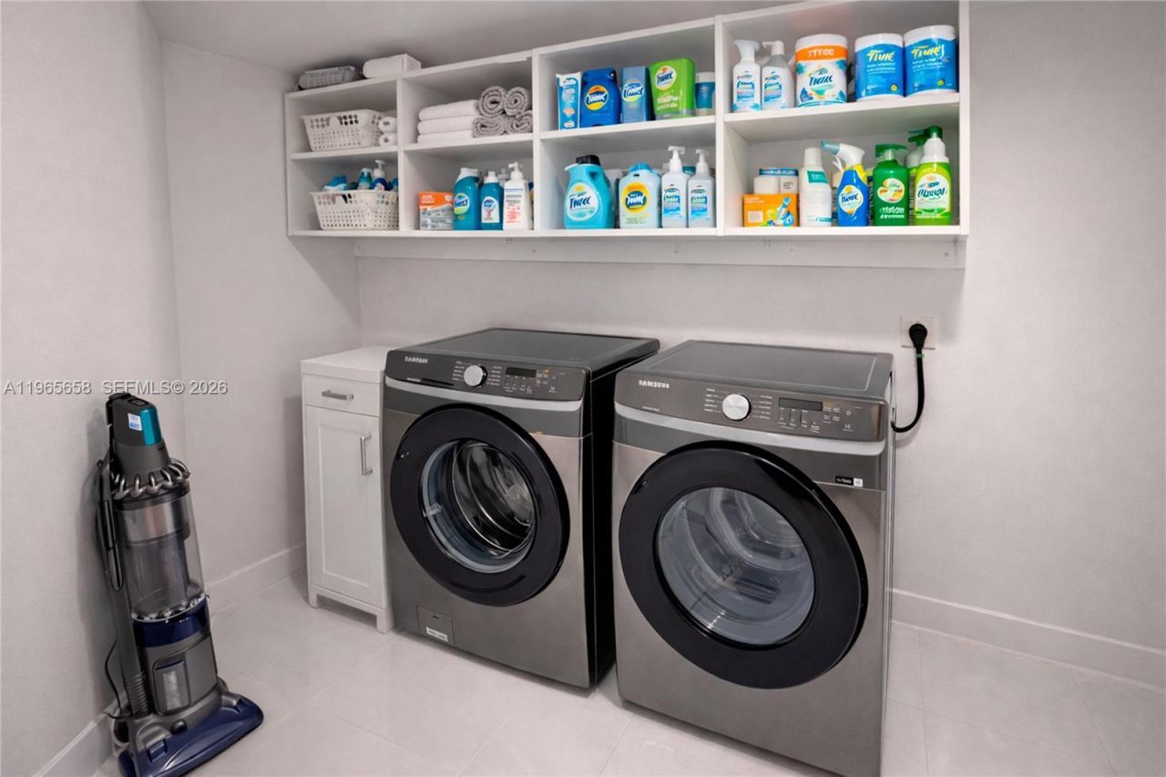 250 Sunny Isles Blvd, Unit TH-207, Sunny Isles Beach, FL 33160 Photo