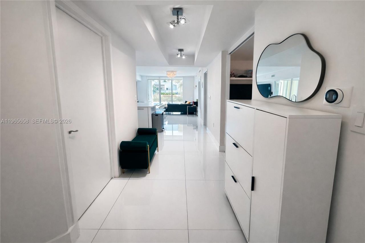 250 Sunny Isles Blvd, Unit TH-207, Sunny Isles Beach, FL 33160 Photo