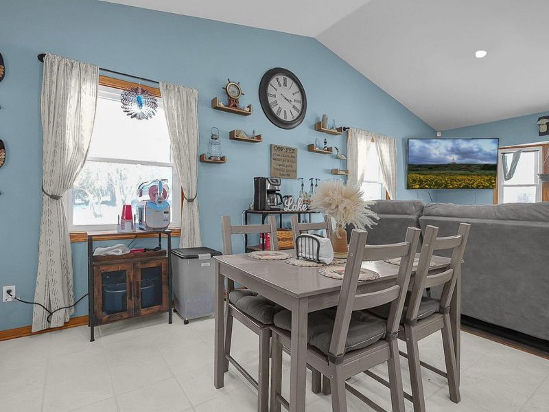 2571 W Choctaw Drive, London, OH 43140 Photo 12