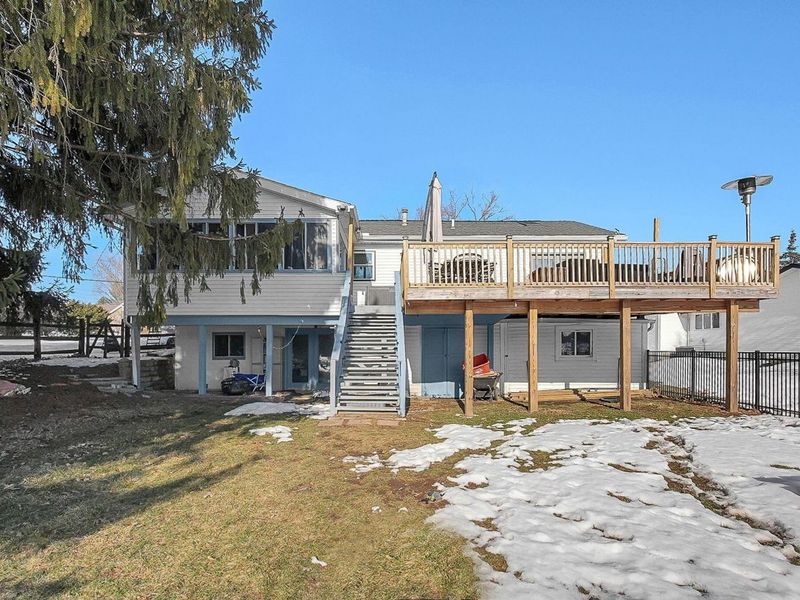 2571 W Choctaw Drive, London, OH 43140 Photo 5