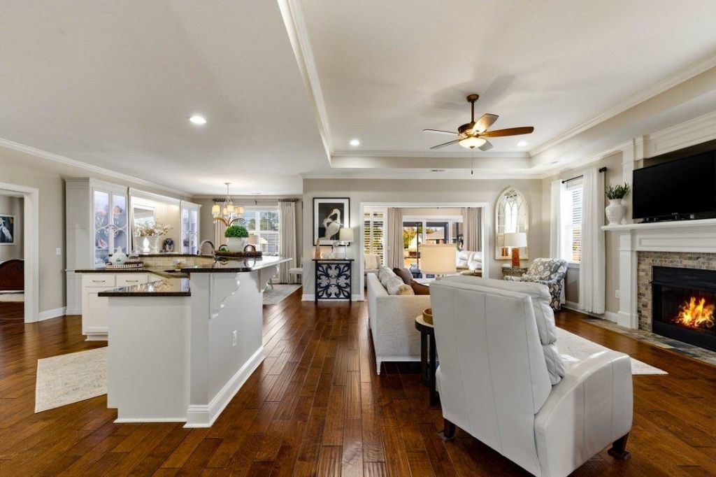 113 Highmeadow Ln. Photo 4