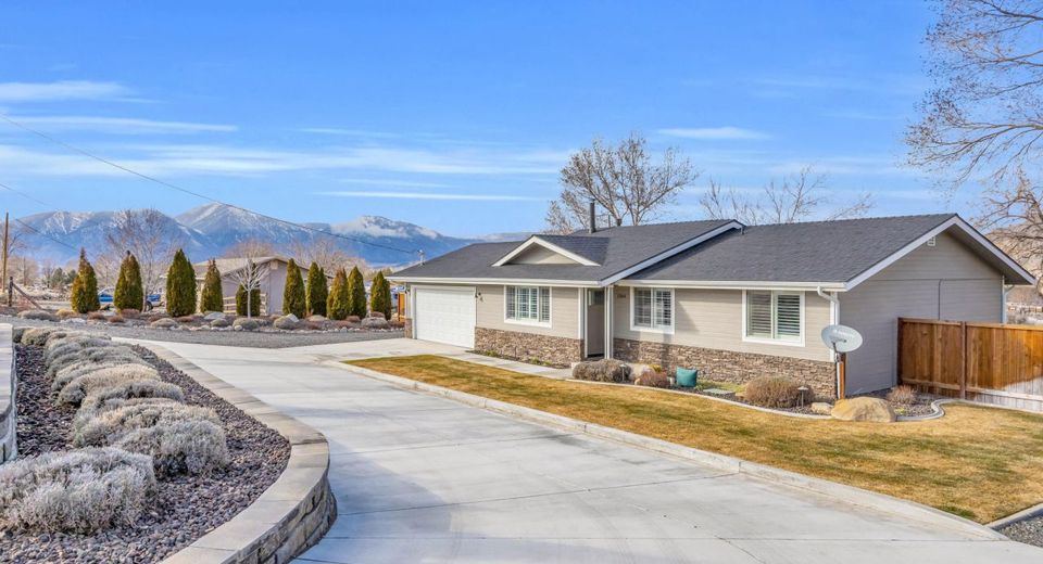 1564 Shirley Street, Minden, NV 89423 Photo