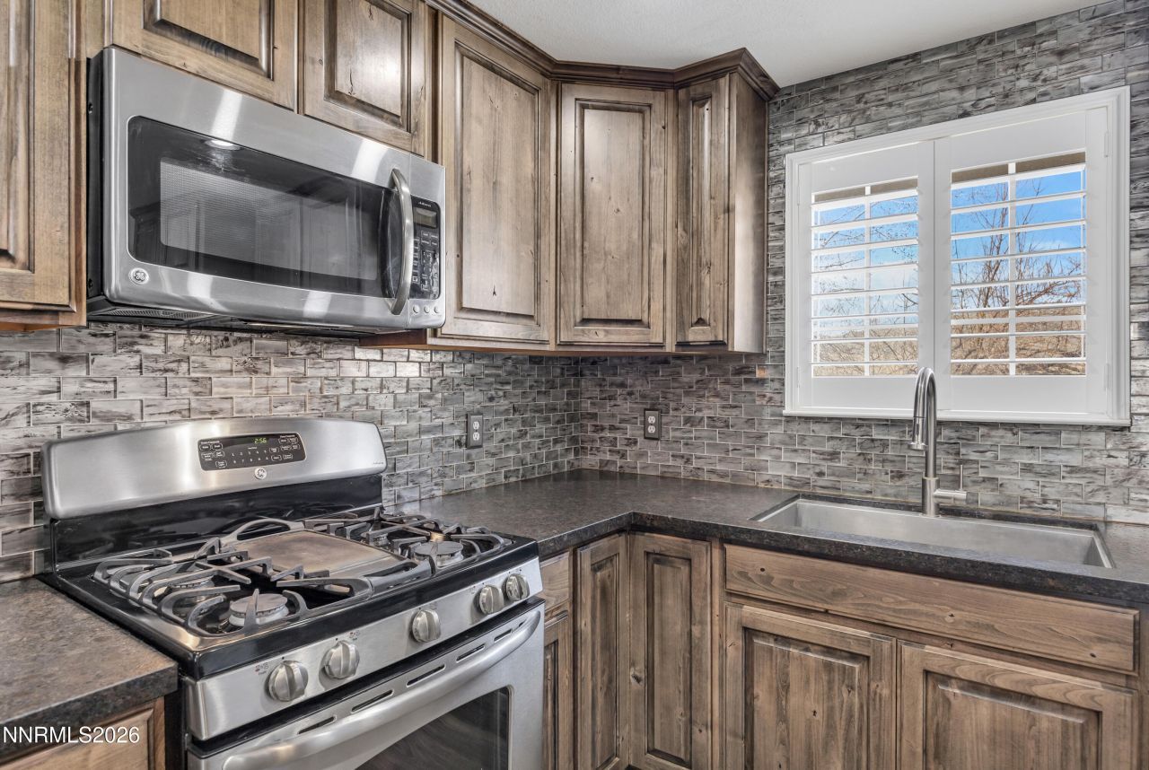 1564 Shirley Street, Minden, NV 89423 Photo