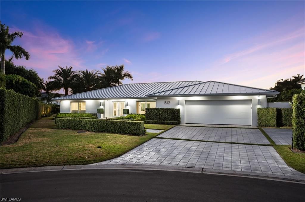 512 Neapolitan Ln, Naples, FL 34103 Main Photo