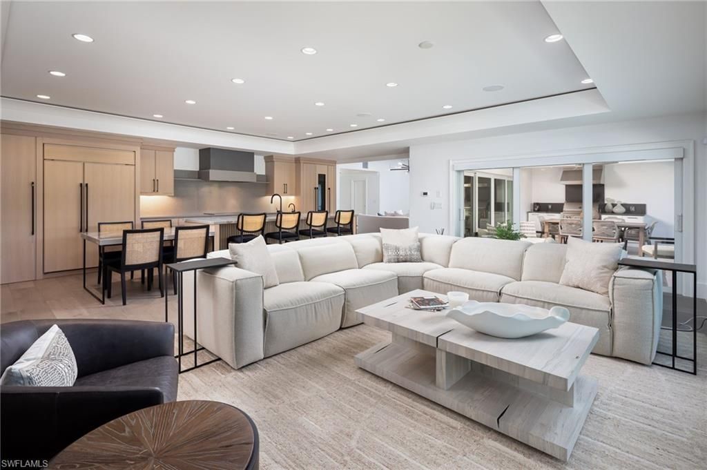 512 Neapolitan Ln, Naples, FL 34103 Photo