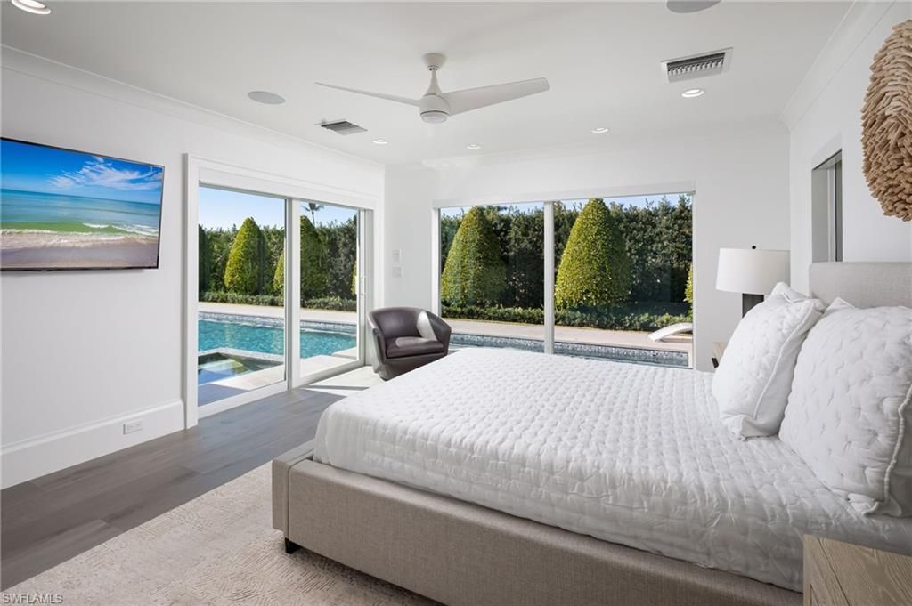 512 Neapolitan Ln, Naples, FL 34103 Photo