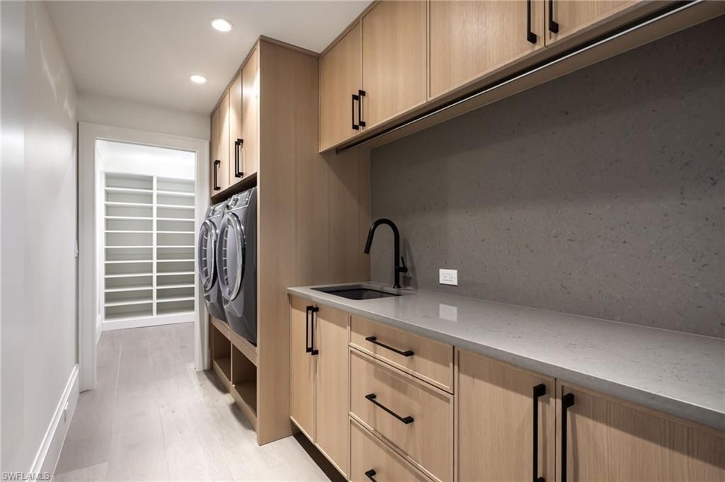 512 Neapolitan Ln, Naples, FL 34103 Photo