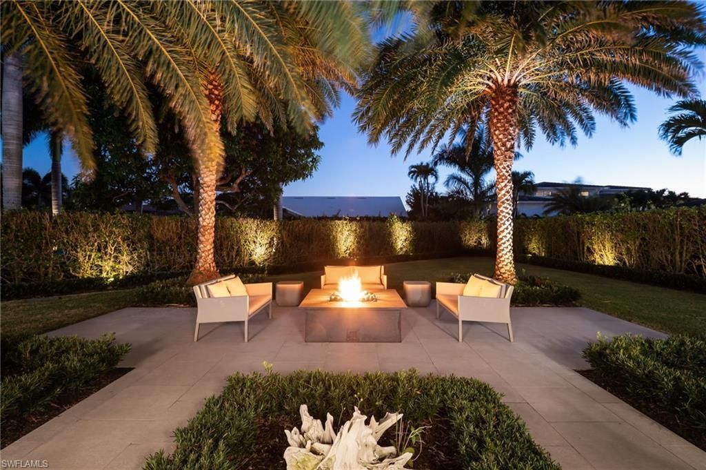 512 Neapolitan Ln, Naples, FL 34103 Photo