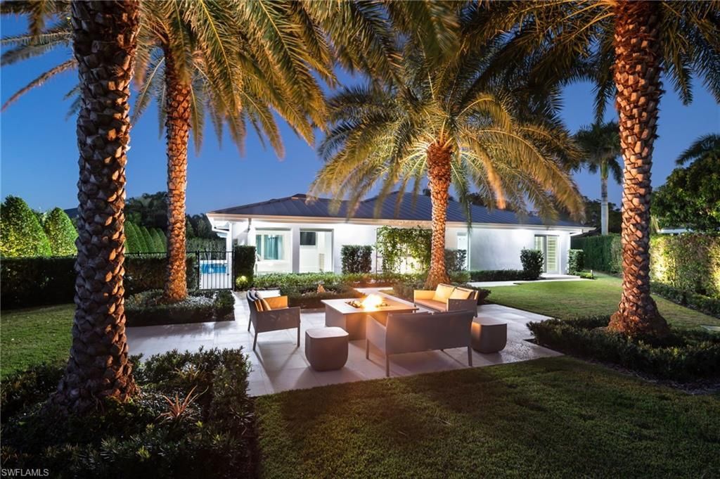 512 Neapolitan Ln, Naples, FL 34103 Photo