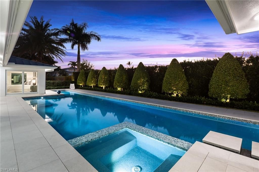 512 Neapolitan Ln, Naples, FL 34103 Photo