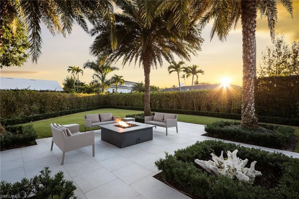 512 Neapolitan Ln, Naples, FL 34103 Photo