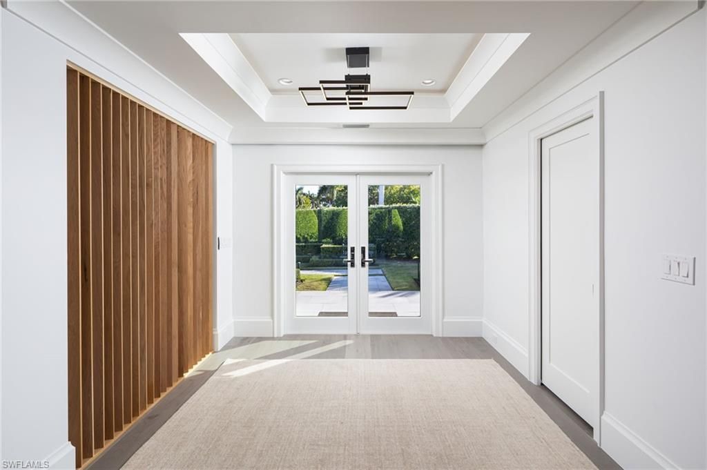 512 Neapolitan Ln, Naples, FL 34103 Photo