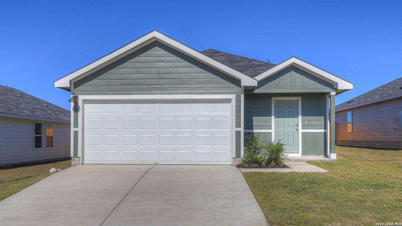 311 Wild Goose Dr, Luling, TX 78648 Main Photo