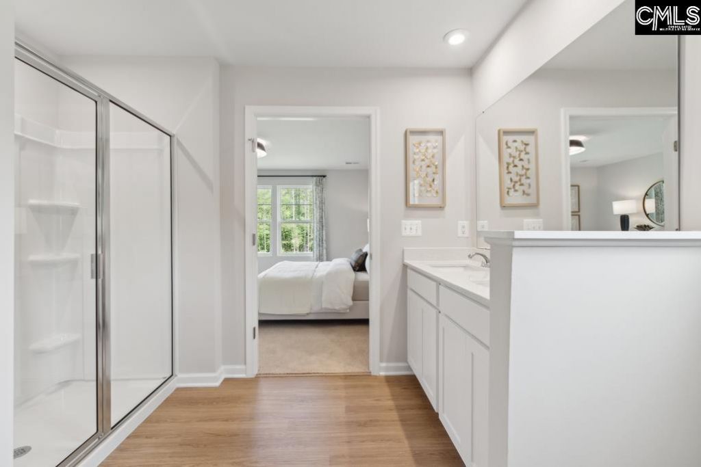 356 Pulman Drive Photo 32