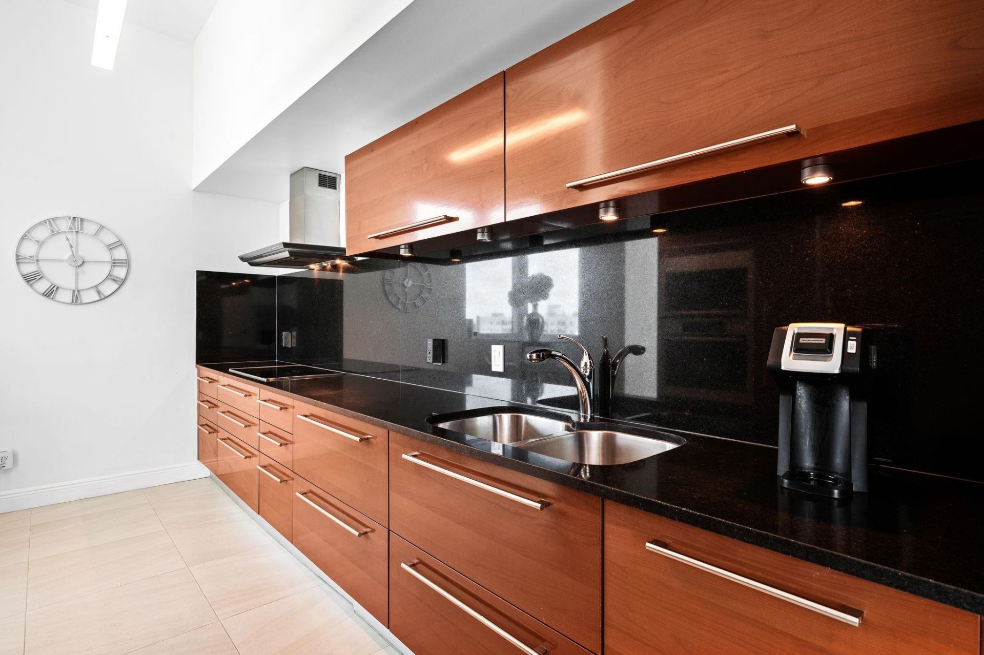 101 S Fort Lauderdale Beach Boulevard, Unit 607, Fort Lauderdale, FL 33316 Photo