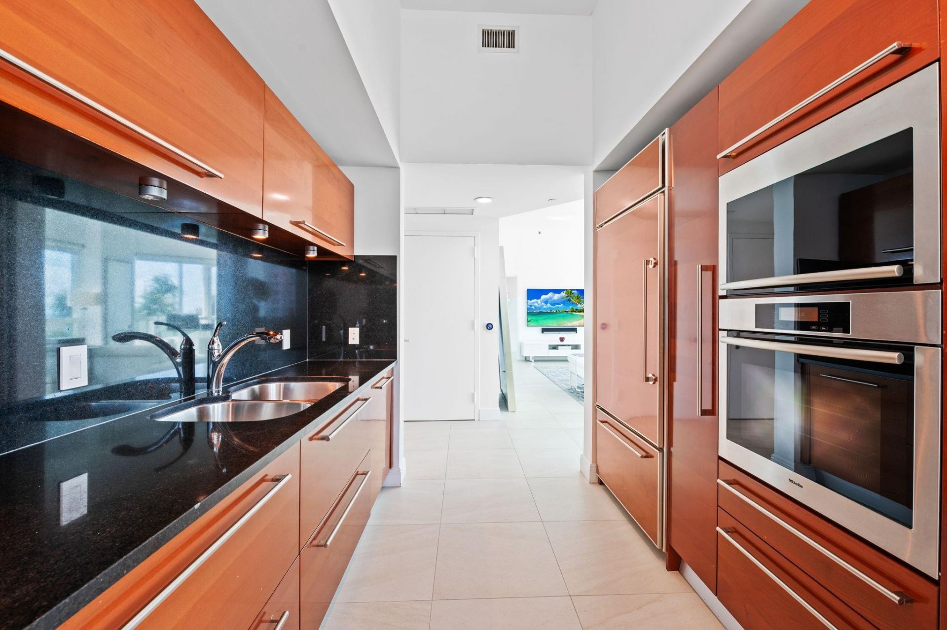 101 S Fort Lauderdale Beach Boulevard, Unit 607, Fort Lauderdale, FL 33316 Photo