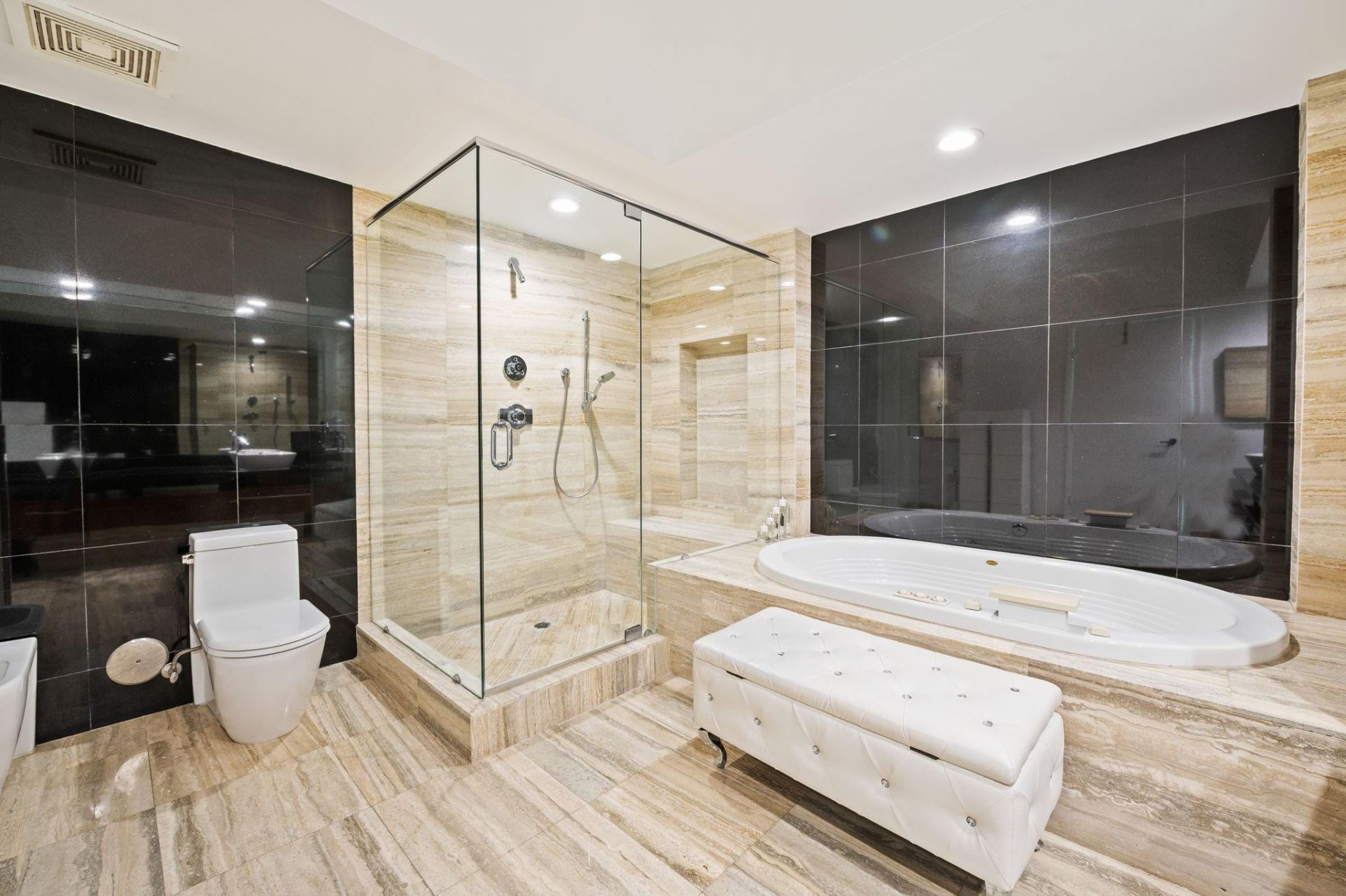 101 S Fort Lauderdale Beach Boulevard, Unit 607, Fort Lauderdale, FL 33316 Photo