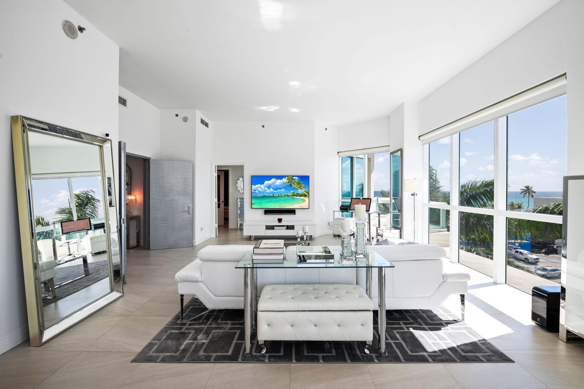 101 S Fort Lauderdale Beach Boulevard, Unit 607, Fort Lauderdale, FL 33316 Photo