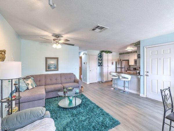 6883 Tamarus Street, Unit 203, Las Vegas, NV 89119