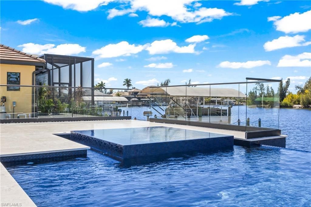 432 Burnt Store Rd S, Cape Coral, FL 33991 Photo