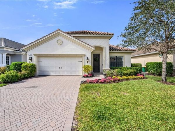 3634 Canopy CIR, NAPLES, FL 34120