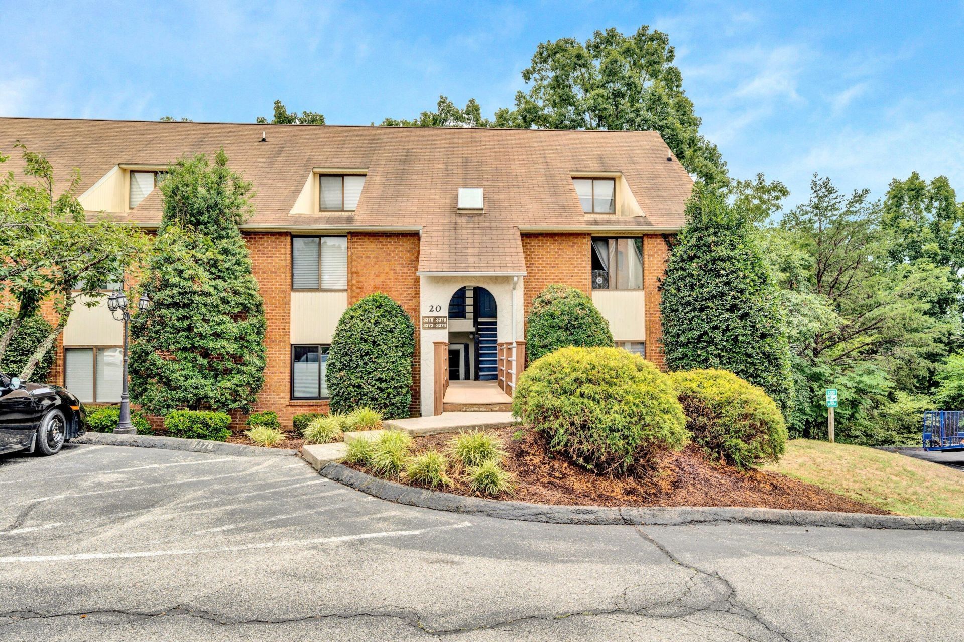 3378 Forest Ct, Roanoke, VA 24018 Main Photo