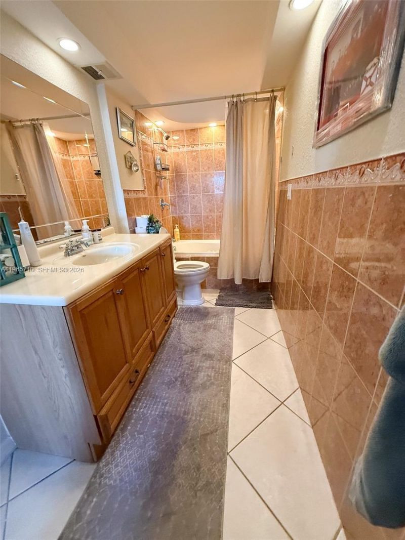 1967 S Ocean Blvd, Unit 310-C, Lauderdale by the Sea, FL 33062 Photo