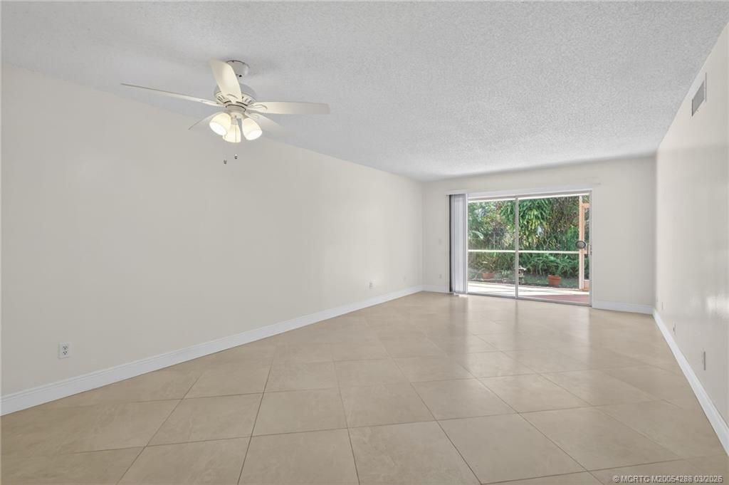 2950 SE Ocean Boulevard, Unit 12-2, Stuart, FL 34996 Photo