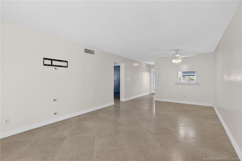 2950 SE Ocean Boulevard, Unit 12-2, Stuart, FL 34996 Photo